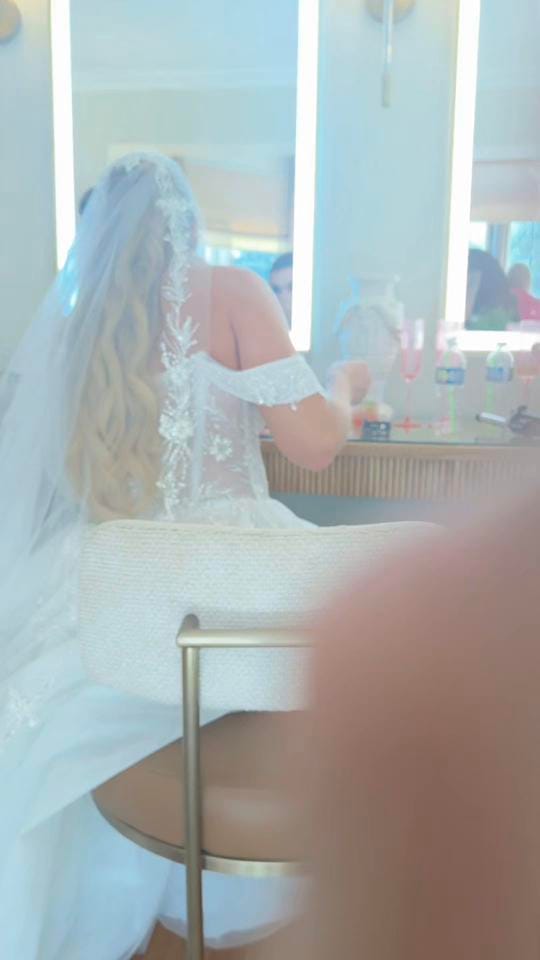 Post 4 by Alyssa • IN Wedding Hair on TikTok (video)
