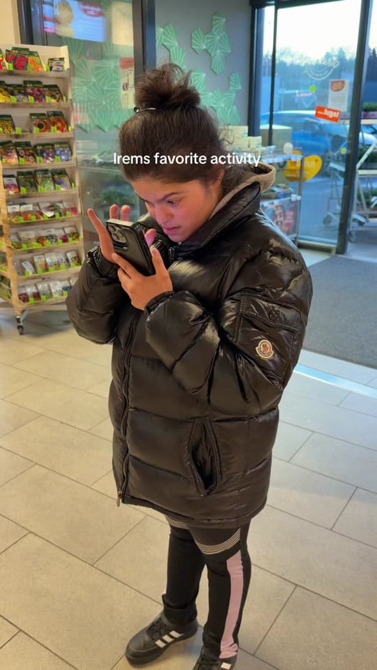 Post 10 by Selin on TikTok (video)