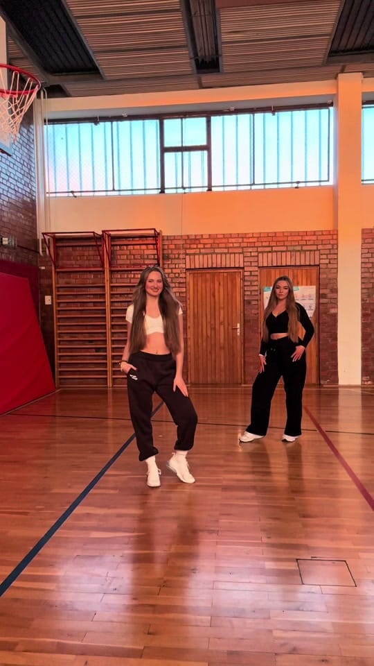 Post 1 by Celina Stein on TikTok (video)