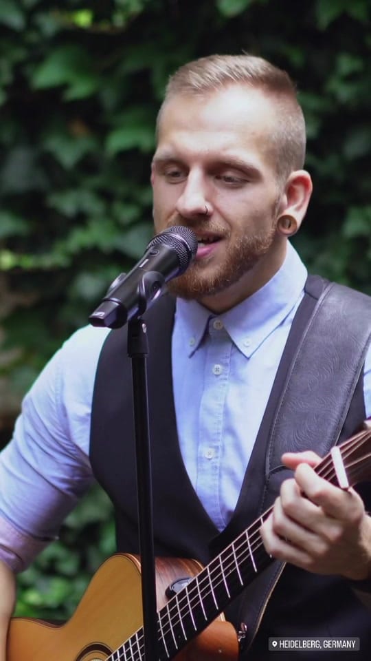 Post 5 by robincarpemusic on TikTok (video)