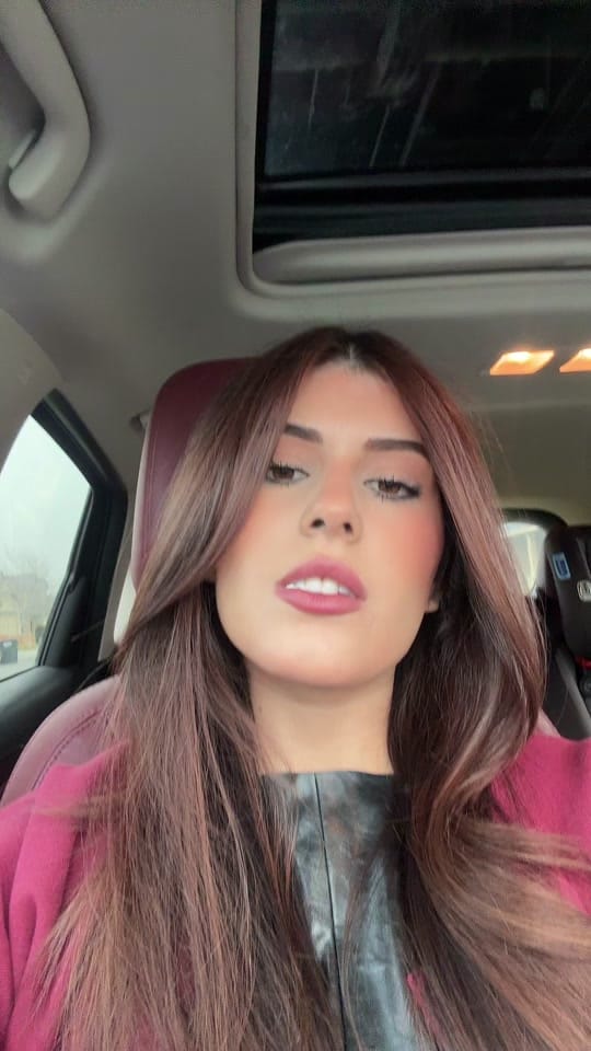 Post 8 by Yareli on TikTok (video)
