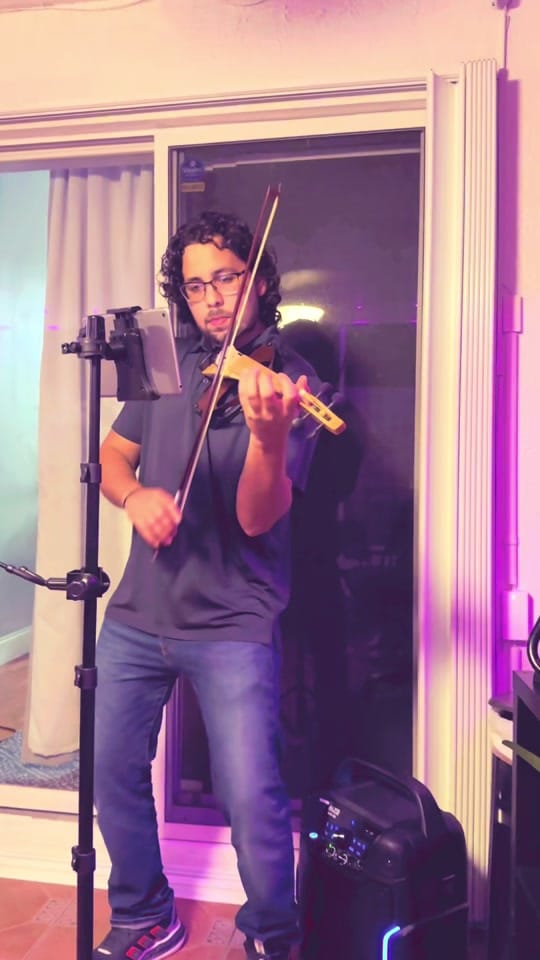 Post 1 by juane_violin on TikTok (video)