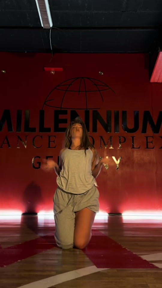 Post 5 by evelyne.ct on TikTok (video)