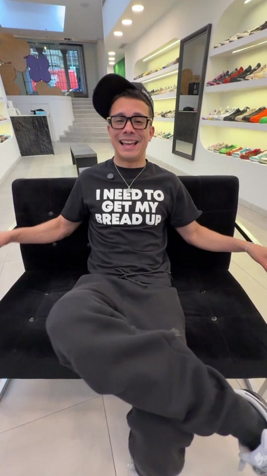 Post 1 by Ci Store on TikTok (video)