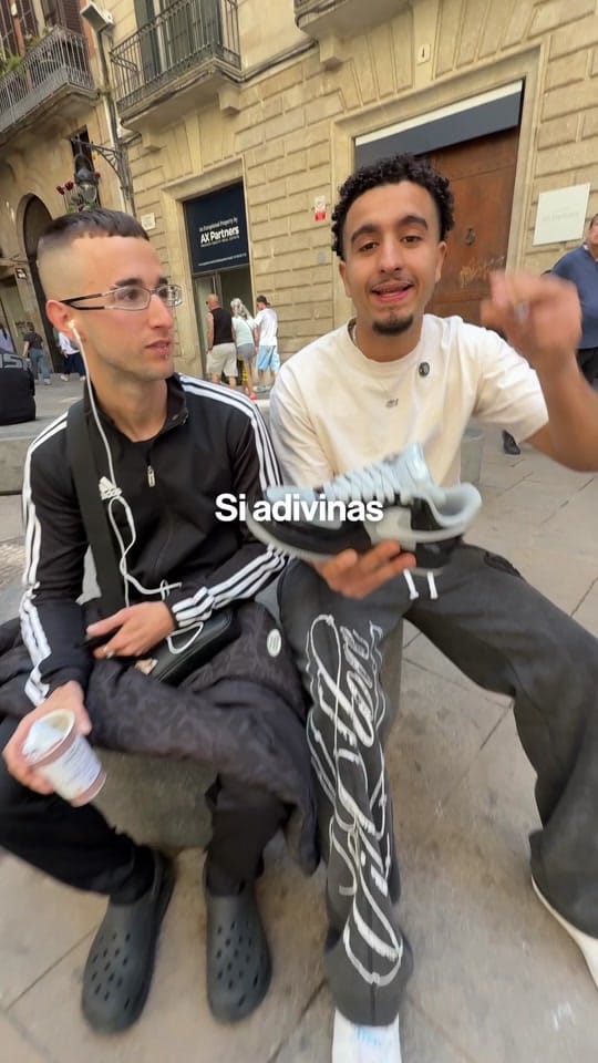 Post 6 by Ci Store on TikTok (video)