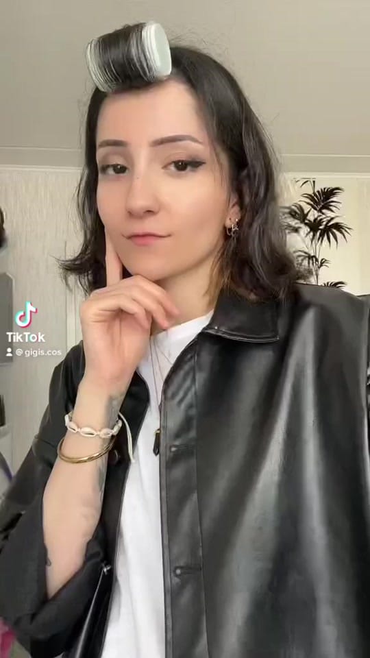 Post 5 by GiGi‘s COS on TikTok (video)