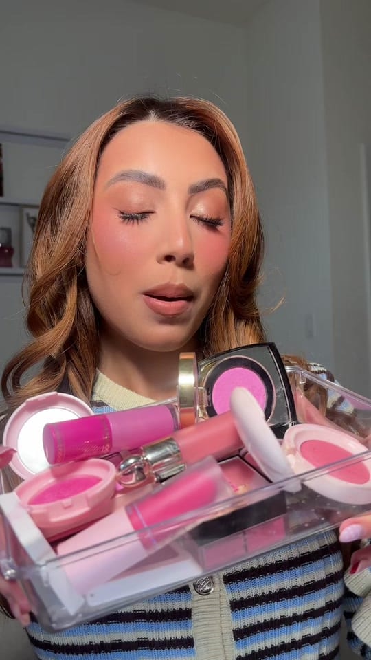 Post 6 by bellasbeautymua_ on TikTok (video)