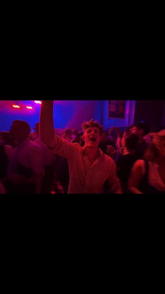 Post 1 by jasonwats.ofc on TikTok (video)