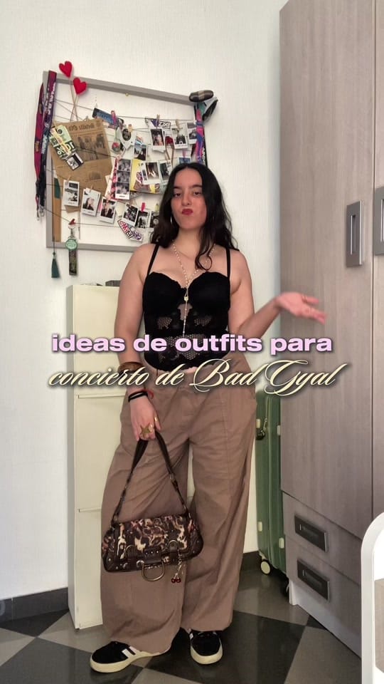 Post 3 by saraycasares on TikTok (video)