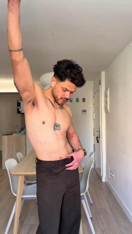 Post 9 by Javi Leyva on TikTok (video)
