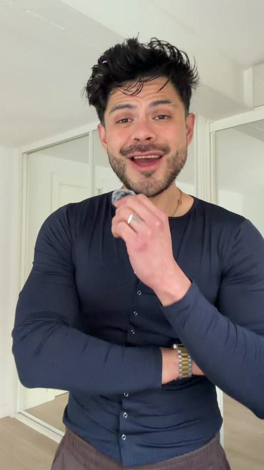 Post 5 by Javi Leyva on TikTok (video)
