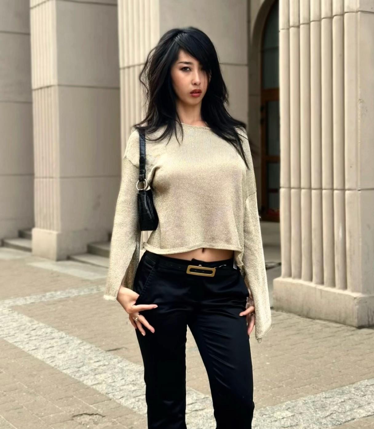 Post 4 by Momoko Lugowska on TikTok (video)