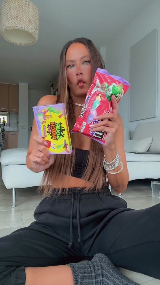 Post 2 by manus.world on TikTok (video)