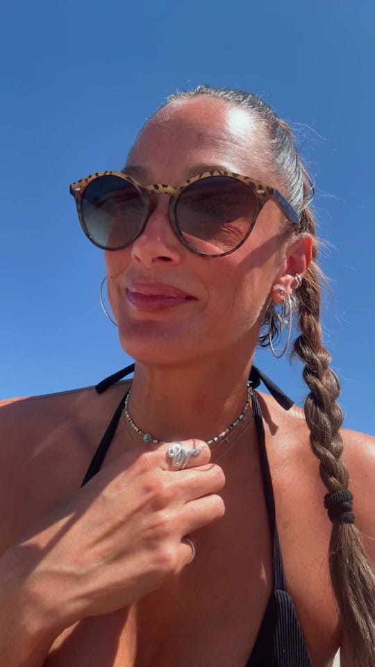 Post 5 by manus.world on TikTok (video)