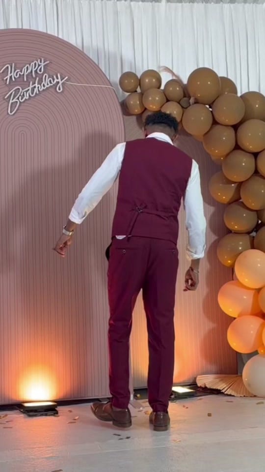 Post 3 by Kavi Rajah🌴 on TikTok (video)