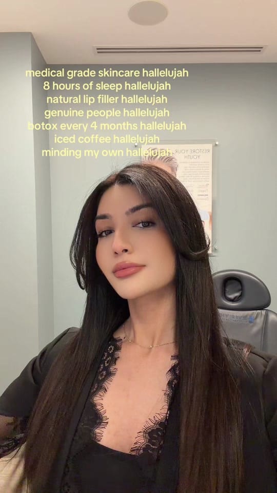 Post 10 by Fatima on TikTok (video)