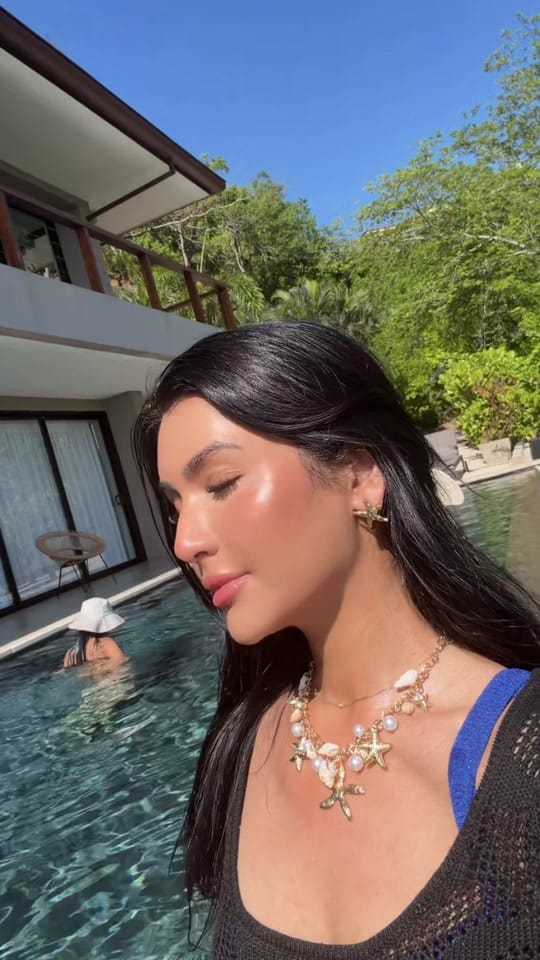 Post 4 by Fatima on TikTok (video)