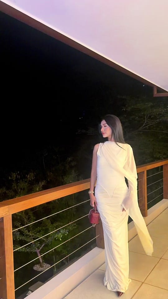 Post 2 by Fatima on TikTok (video)
