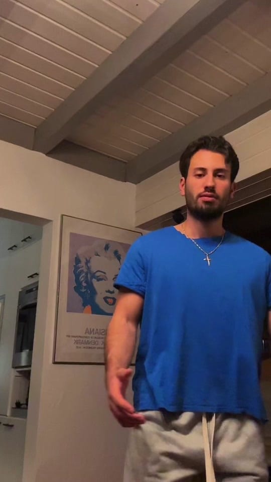 Post 6 by save.costante on TikTok (video)
