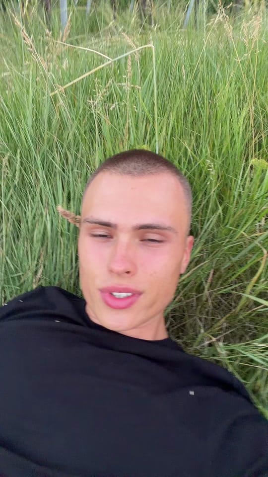 Post 1 by aurel on TikTok (video)
