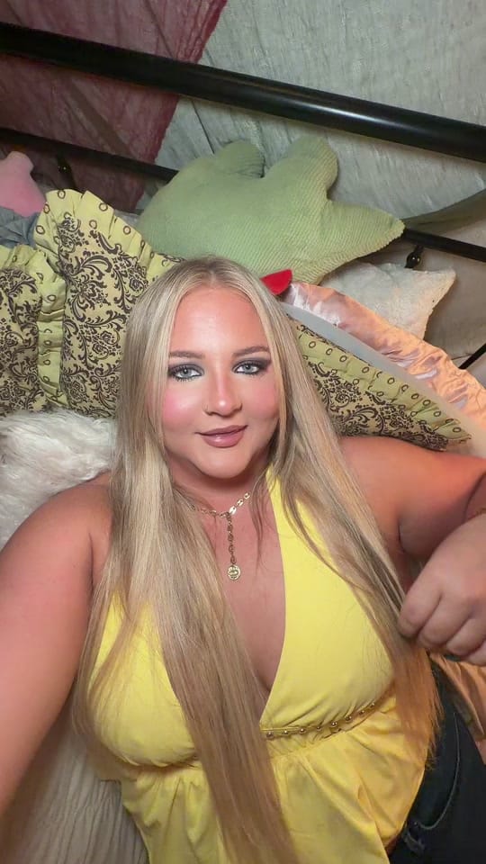 Post 6 by Em on TikTok (video)