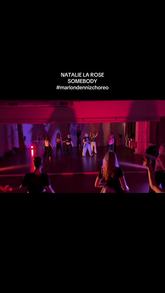 Post 1 by ᴍᴀʀʟᴏɴ ᴅᴇɴɴɪᴢ on TikTok (video)