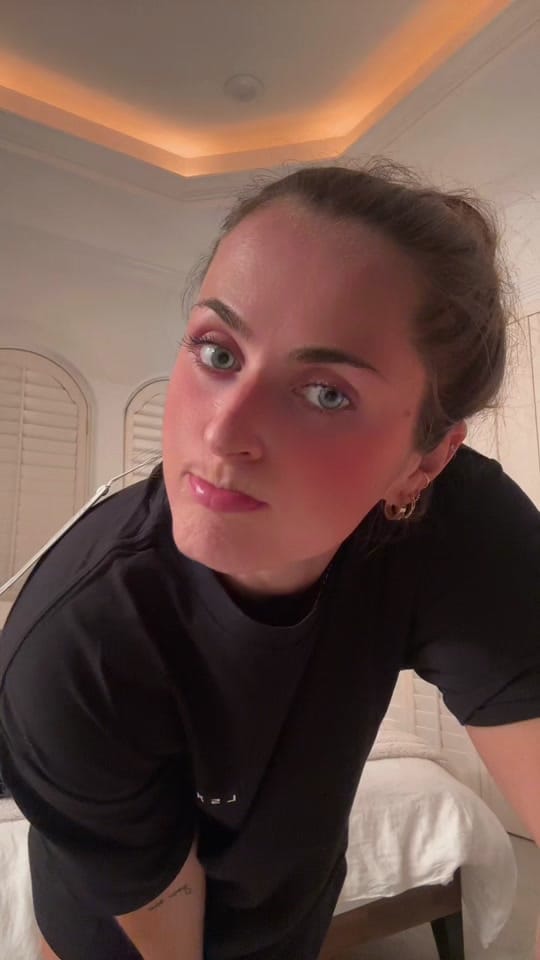 Post 8 by Hannah Bennett, DPT on TikTok (video)