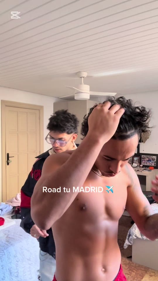 Post 7 by Sunt on TikTok (video)