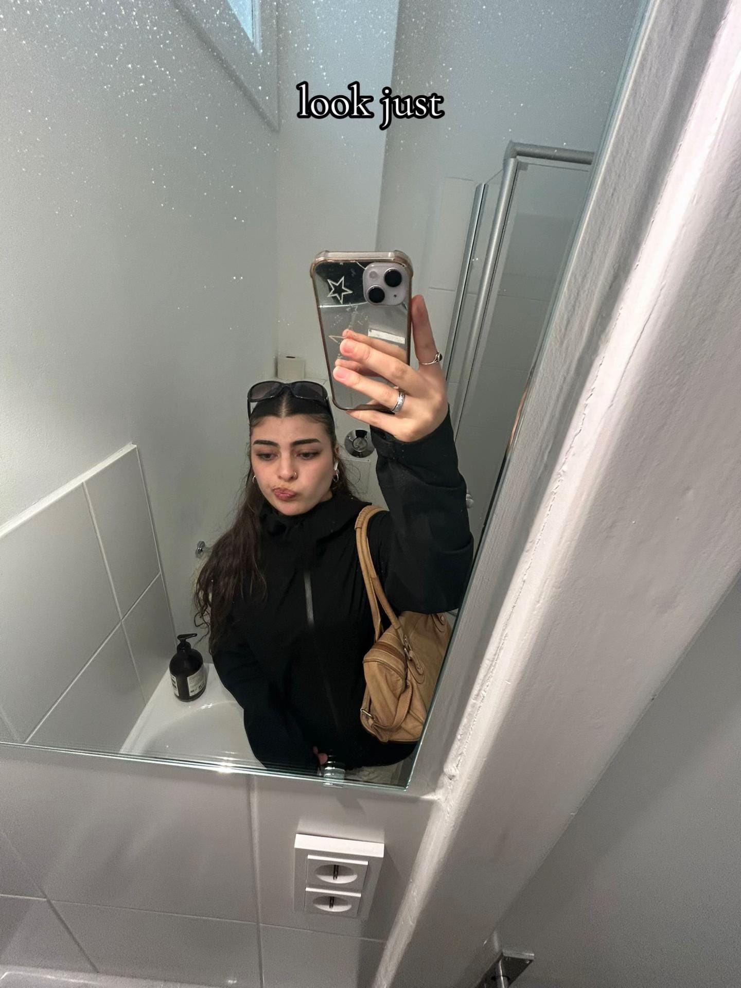 Post 1 by Anna ･ﾟ* ☆ on TikTok (video)
