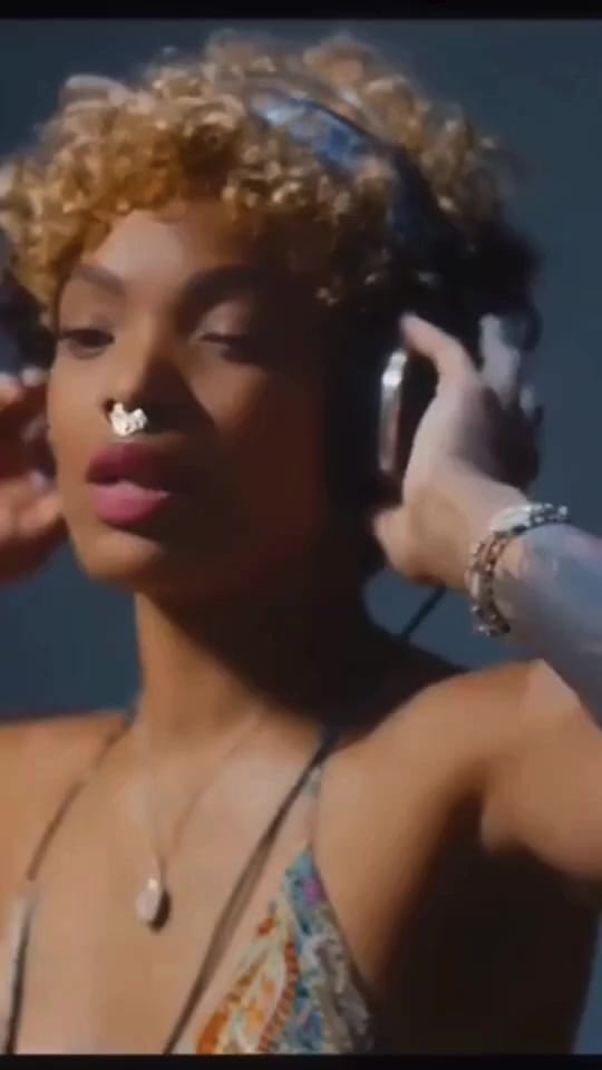 Post 4 by Brenda Navarrete on TikTok (video)