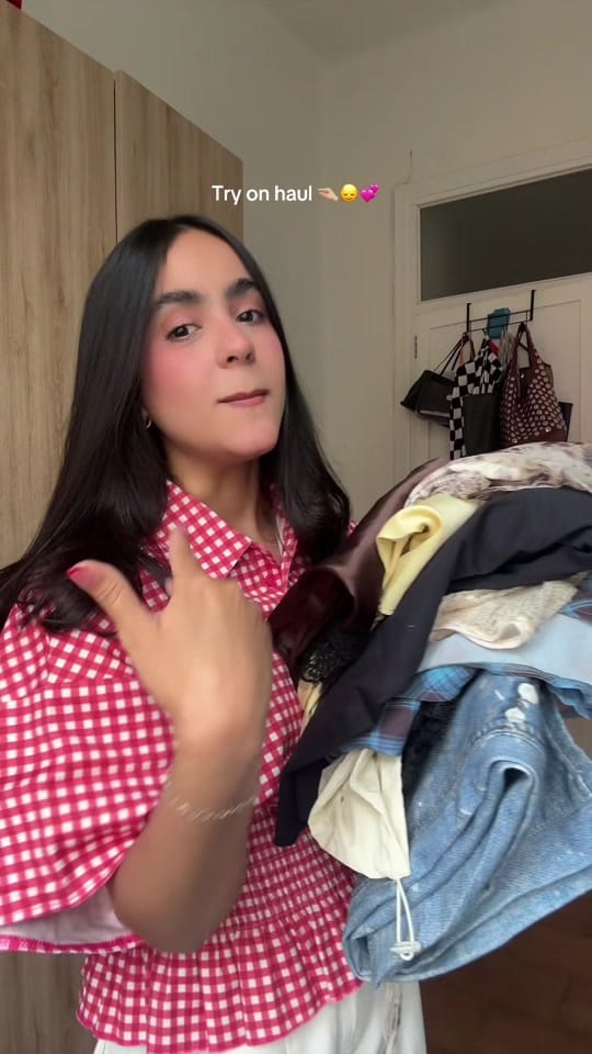 Post 10 by Isa Becaría on TikTok (video)