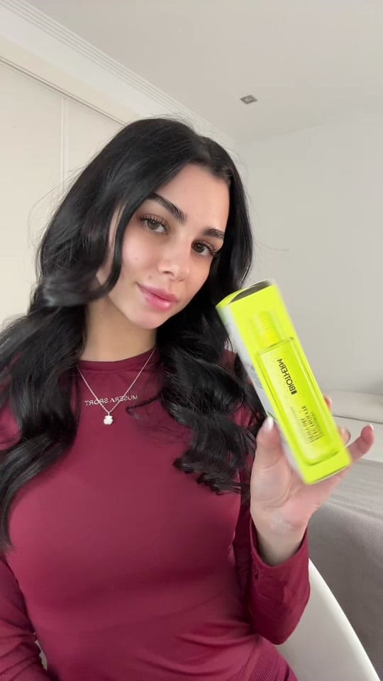 Post 4 by 𝐍𝐎𝐀 on TikTok (video)