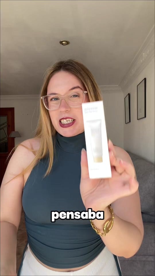 Post 4 by andreeabolu on TikTok (video)