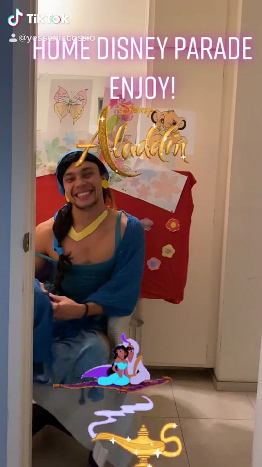 Post 1 by Yessenia Cossio on TikTok (video)