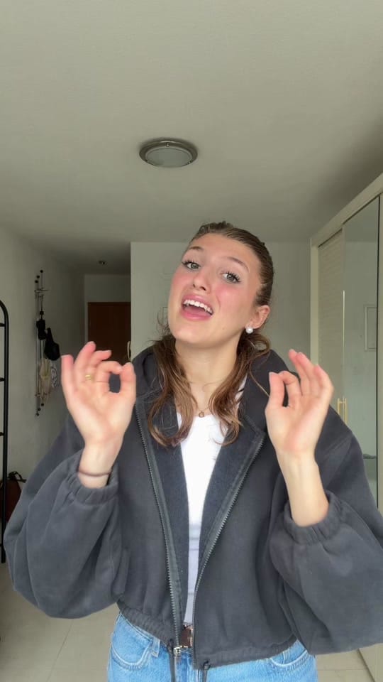 Post 6 by Deutsch Lernen mit Diana on TikTok (video)