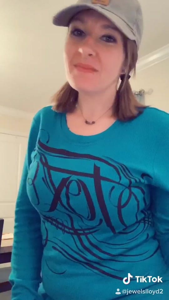 Post 10 by Jewels Lloyd on TikTok (video)