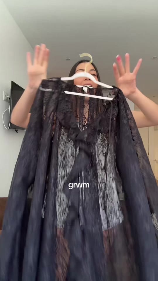 Post 9 by adrianaleivaac on TikTok (video)