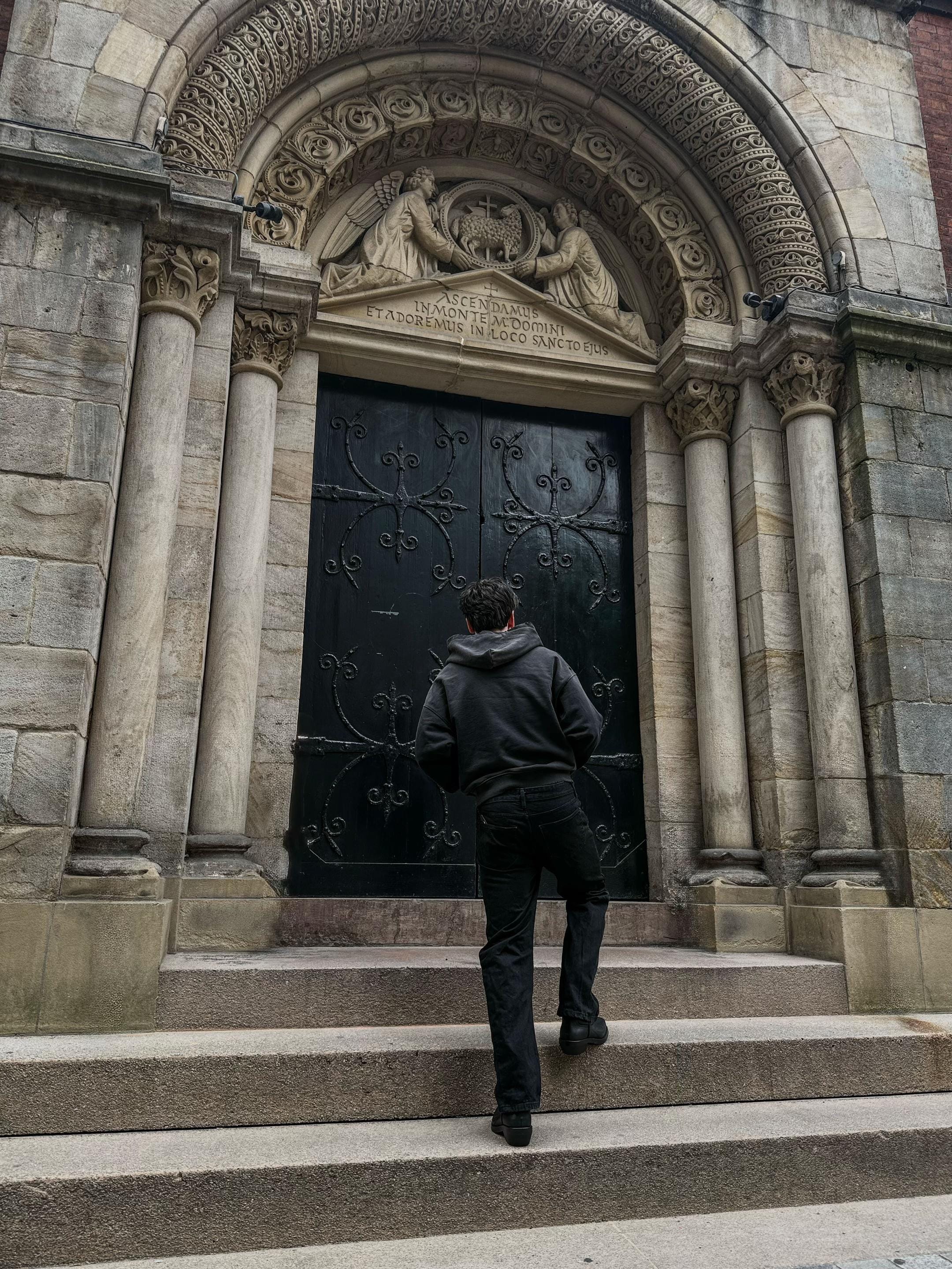 Post 1 by Joel Thornes on TikTok (video)