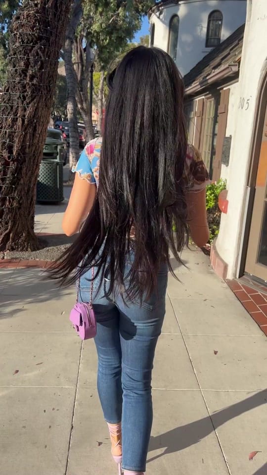 Post 1 by HEZEL🦋🇩🇪SONNE🌞SOLEIL 🇮🇩✅ on TikTok (video)
