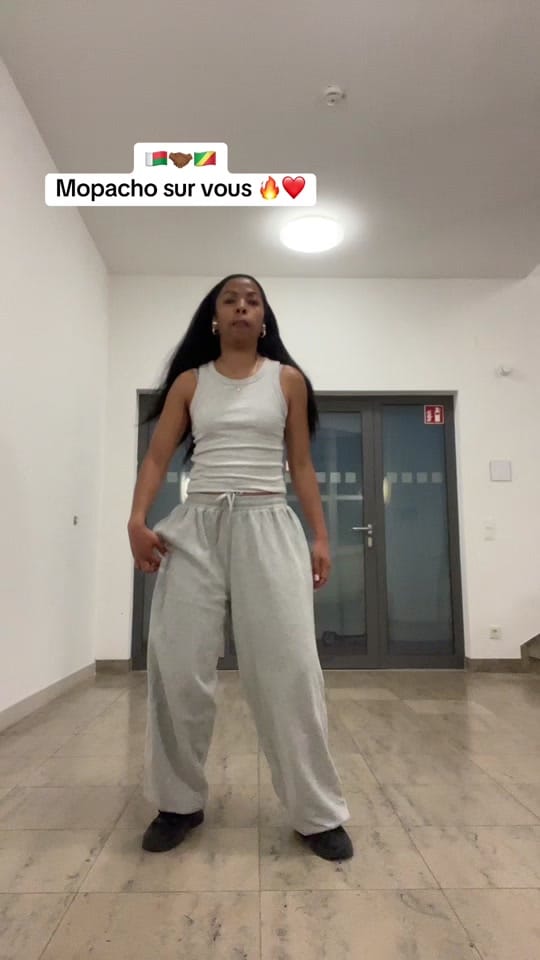 Post 6 by MioraValerie🇲🇬 on TikTok (video)