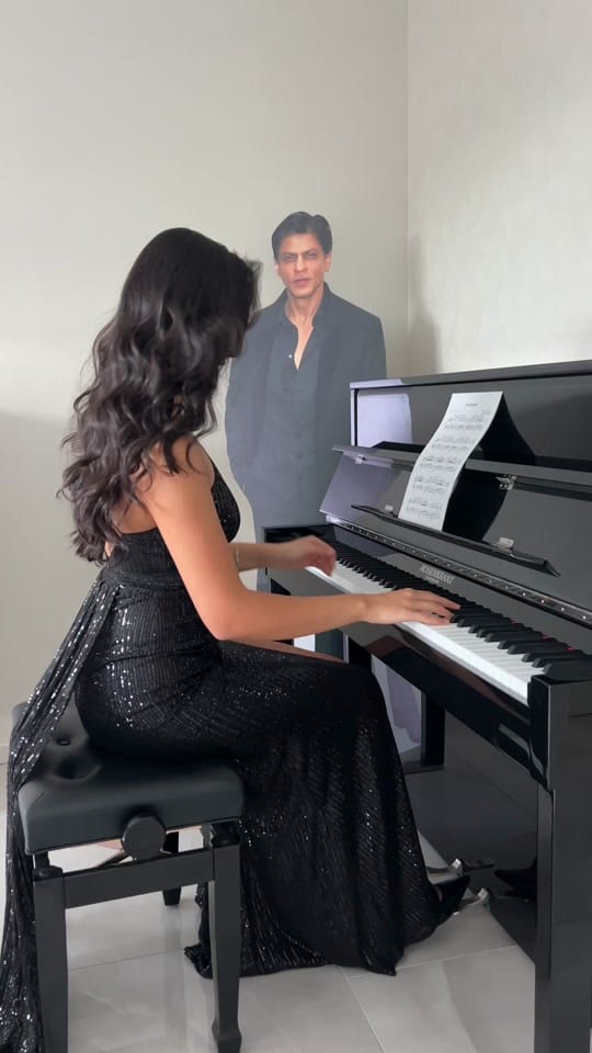 Post 10 by 𝐀𝐲𝐧𝐚𝐳 on TikTok (video)