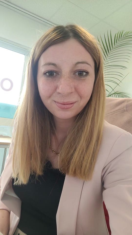 Post 1 by Miri🦄 on TikTok (video)
