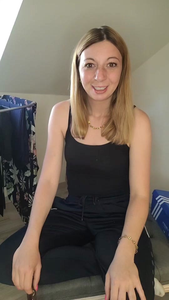 Post 2 by Miri🦄 on TikTok (video)