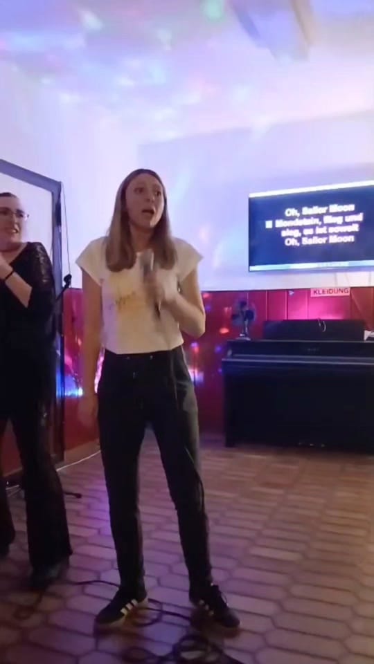 Post 3 by Miri🦄 on TikTok (video)