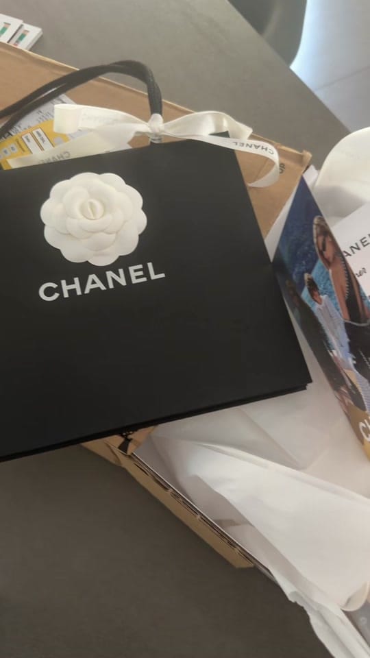 Post 6 by chachabbbb on TikTok (video)