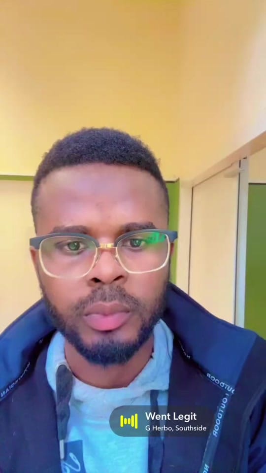 Post 10 by HOLLAWAIT 🫆 on TikTok (video)