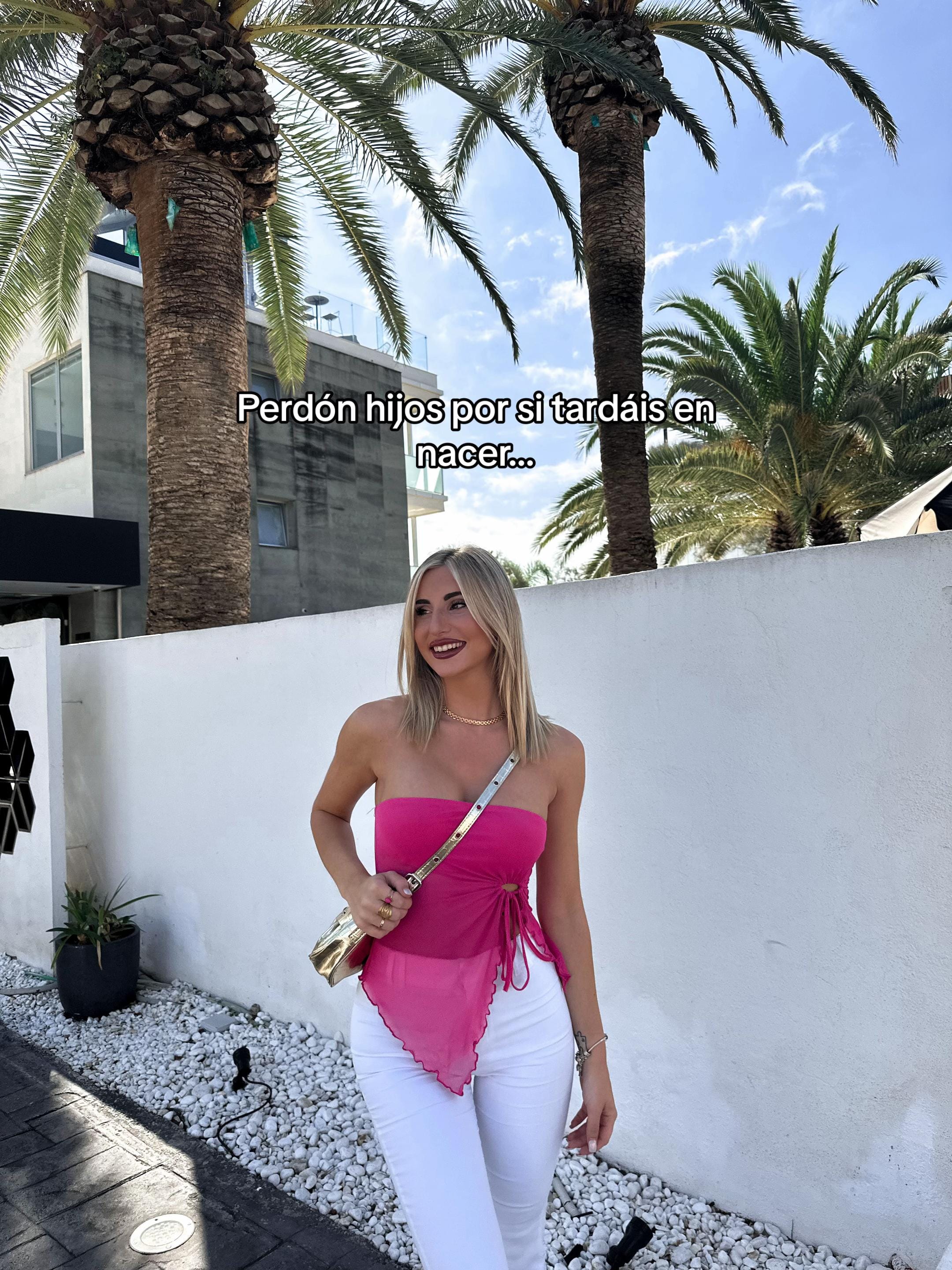Post 9 by Laura Gomez on TikTok (video)