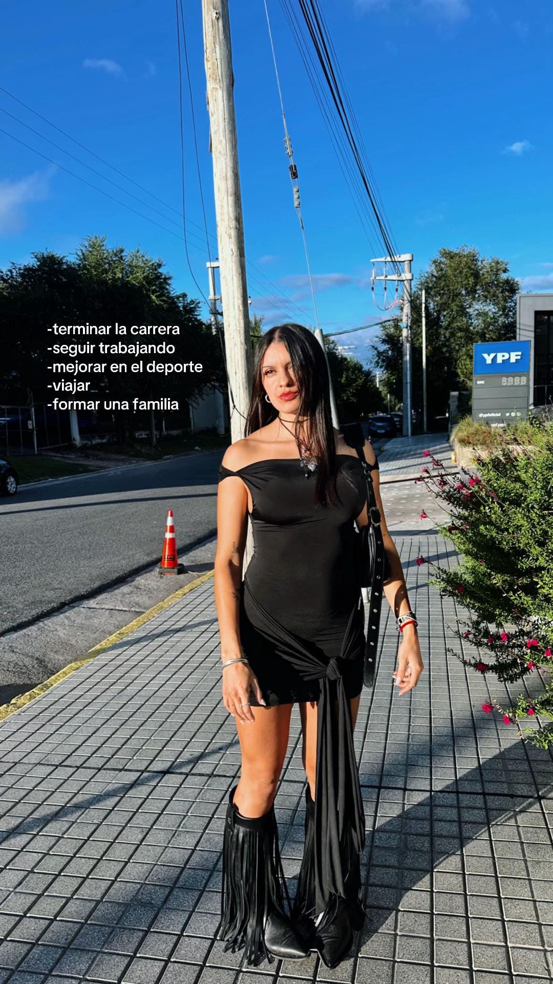 Post 5 by Mili Ponce on TikTok (video)