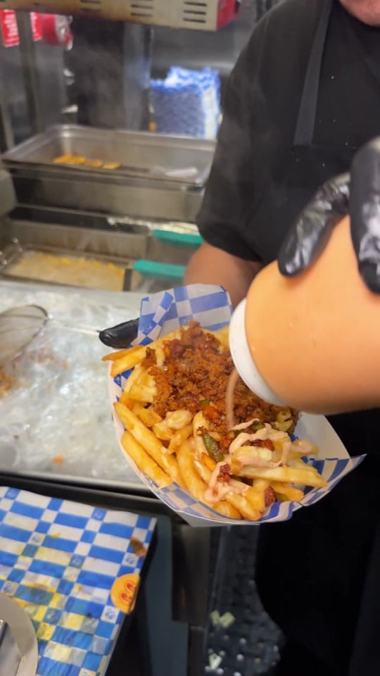 Post 3 by Burger Bodega on TikTok (video)