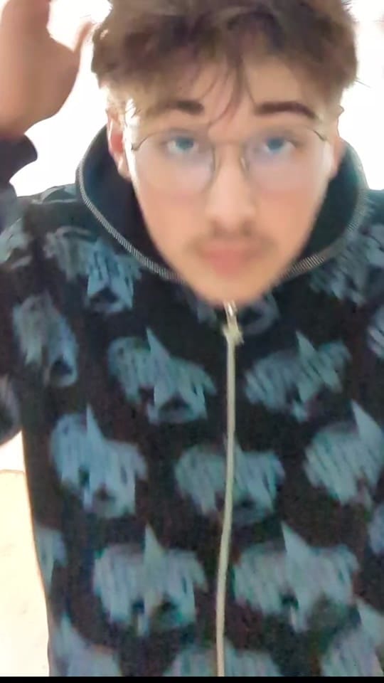 Post 10 by nikalaschka on TikTok (video)